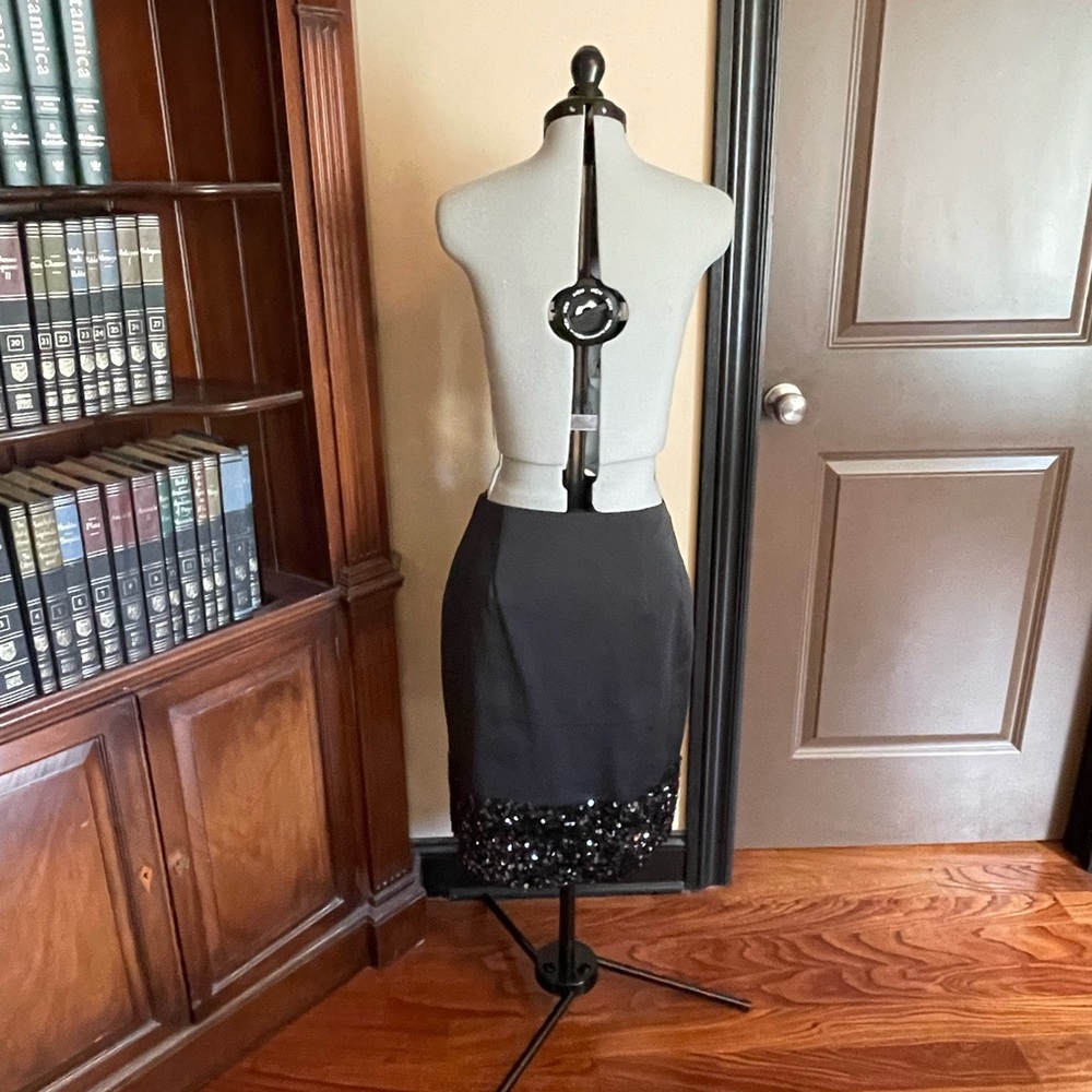NWT Talbots Black Sequin Embellished Pencil Skirt - Picture 2 of 7